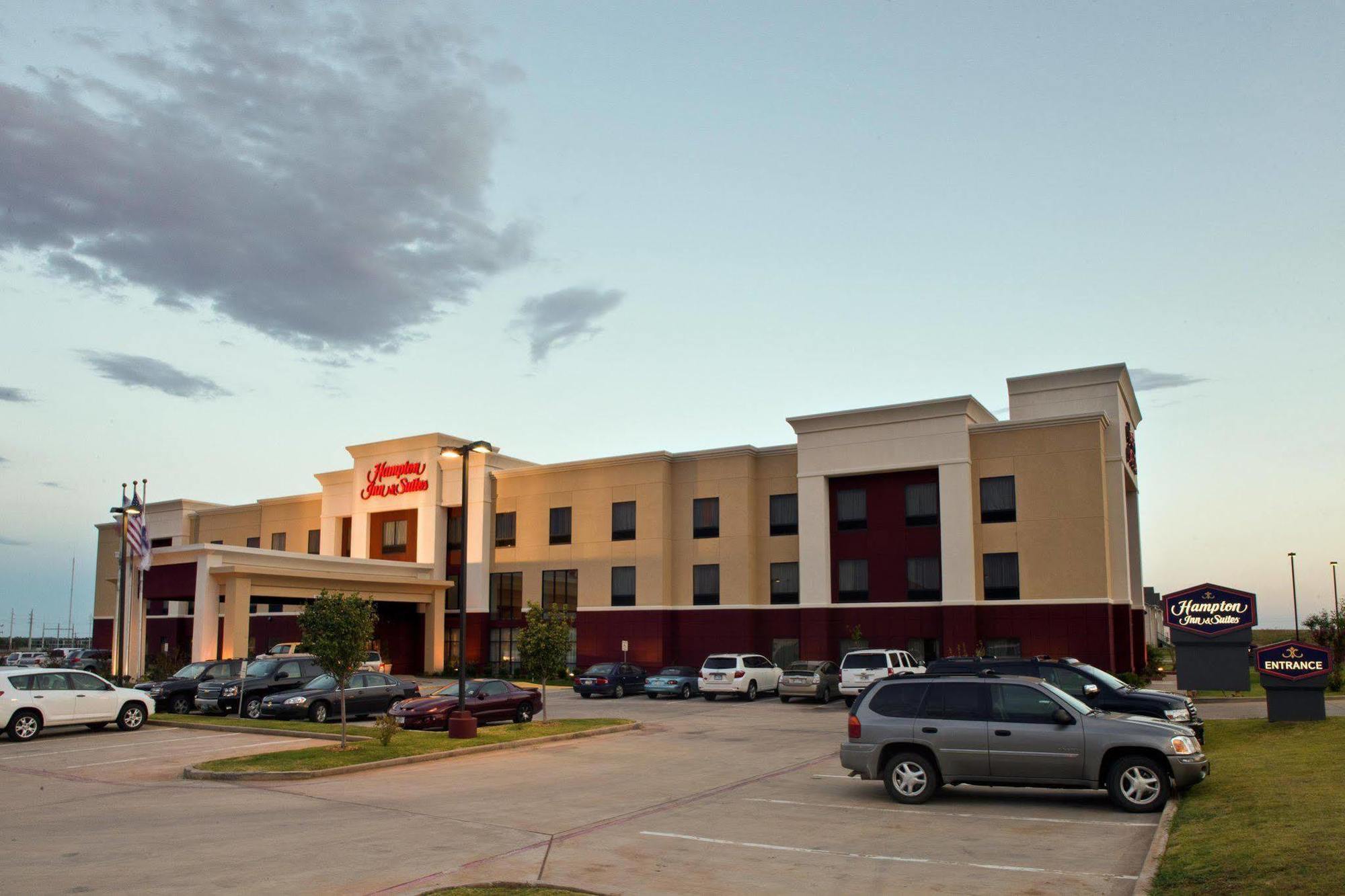 Hampton Inn & Suites Childress Eksteriør billede